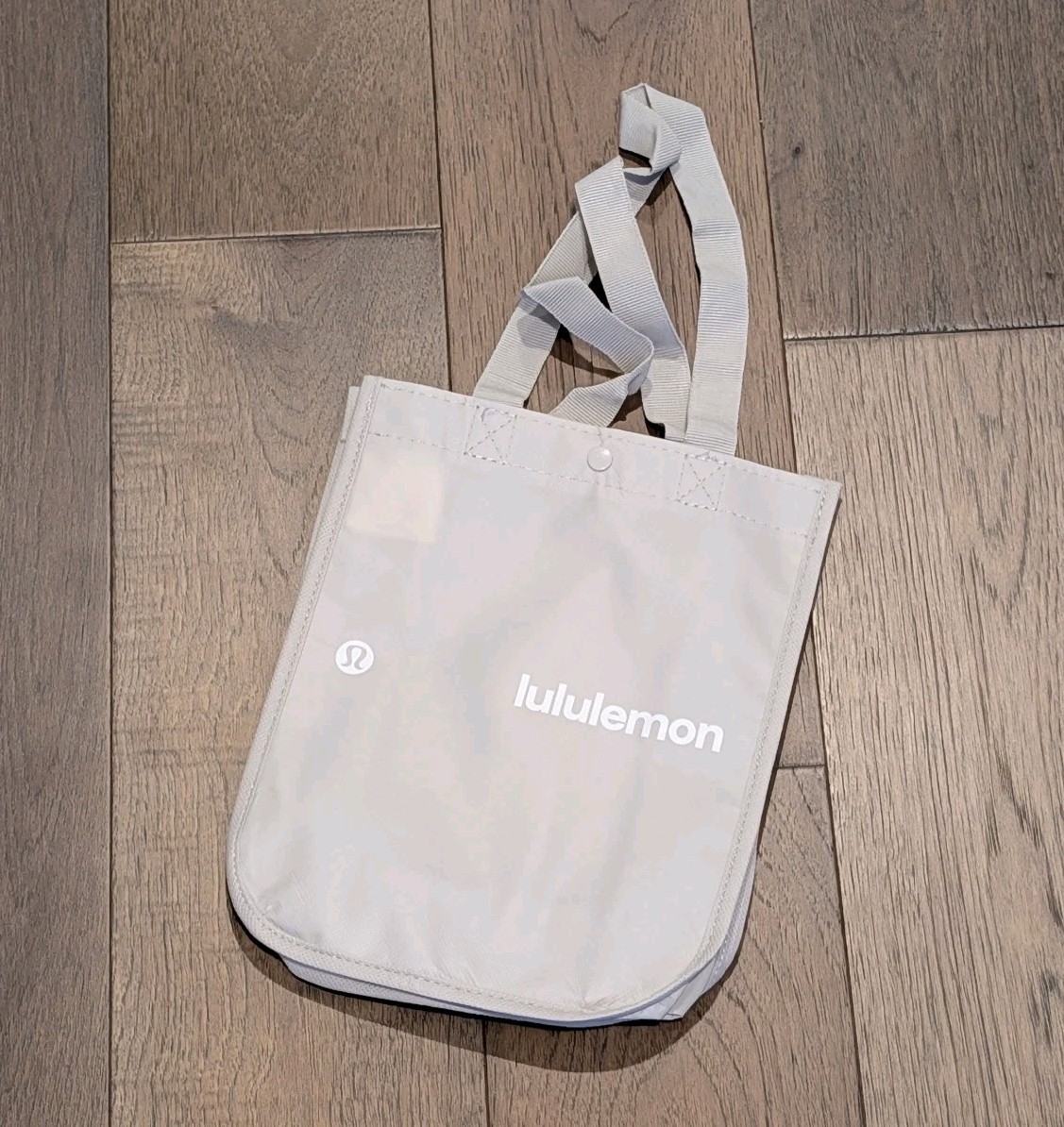 Lululemon Small Lot of 2 Reusable Shopping Tote Bags Tan Beige Green White NEW