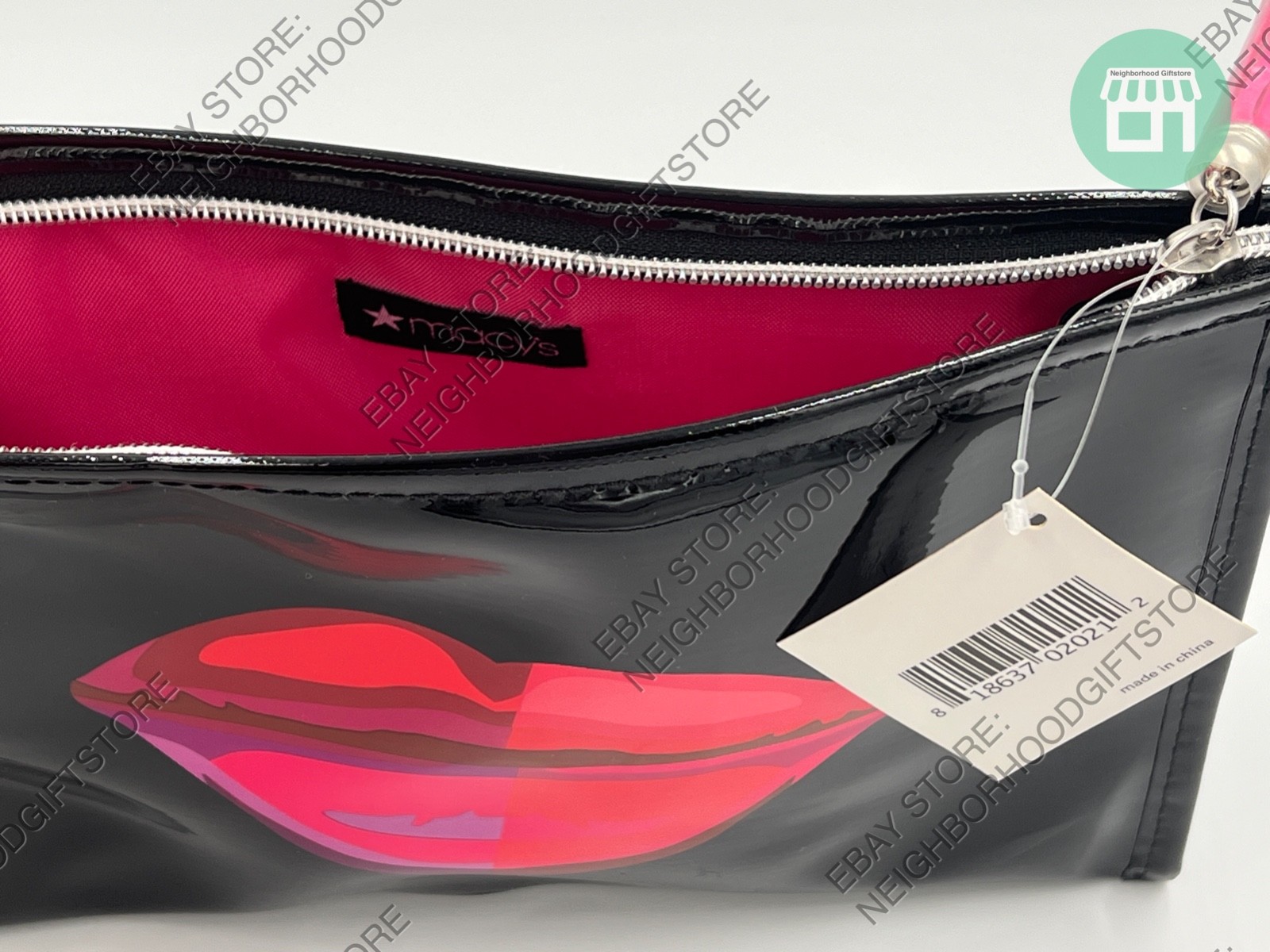 MACY’S Cosmetic Pouch Bag 10″x7″x2.5″ Vinyl Bag BLACK / RED LIP NEW PICTURES.