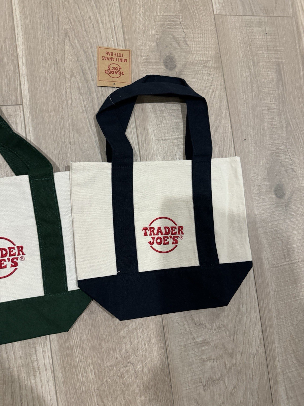New Trader Joe’s Mini Tote Bag SET OF 4 (SHIPS INTERNATIONALLY)