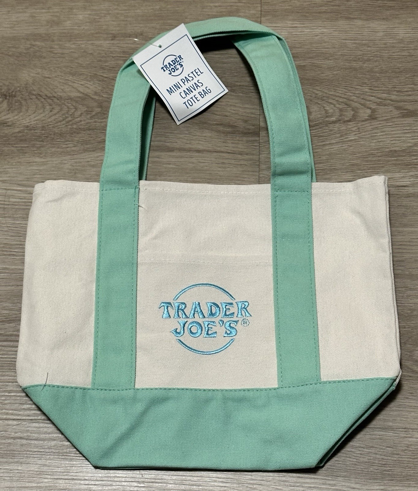 Trader Joe NWT Limited Edition Embroidered MINI CANVAS TOTE BAG 2024 💚
