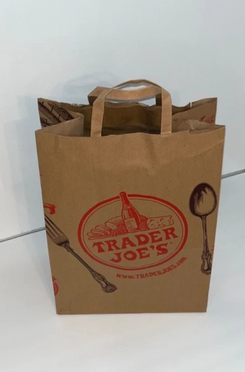 22 TRADER JOE’S BROWN PAPER GROCERY SHOPPING BAGS Size 20″ inch handles reusable
