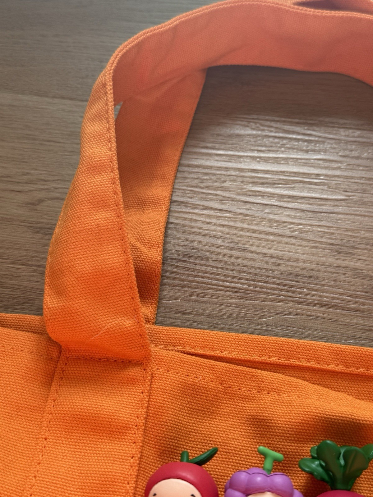 Trader Joe’s Mini Tote With Hippers 13 in x 10 in Orange Black Mini Bag