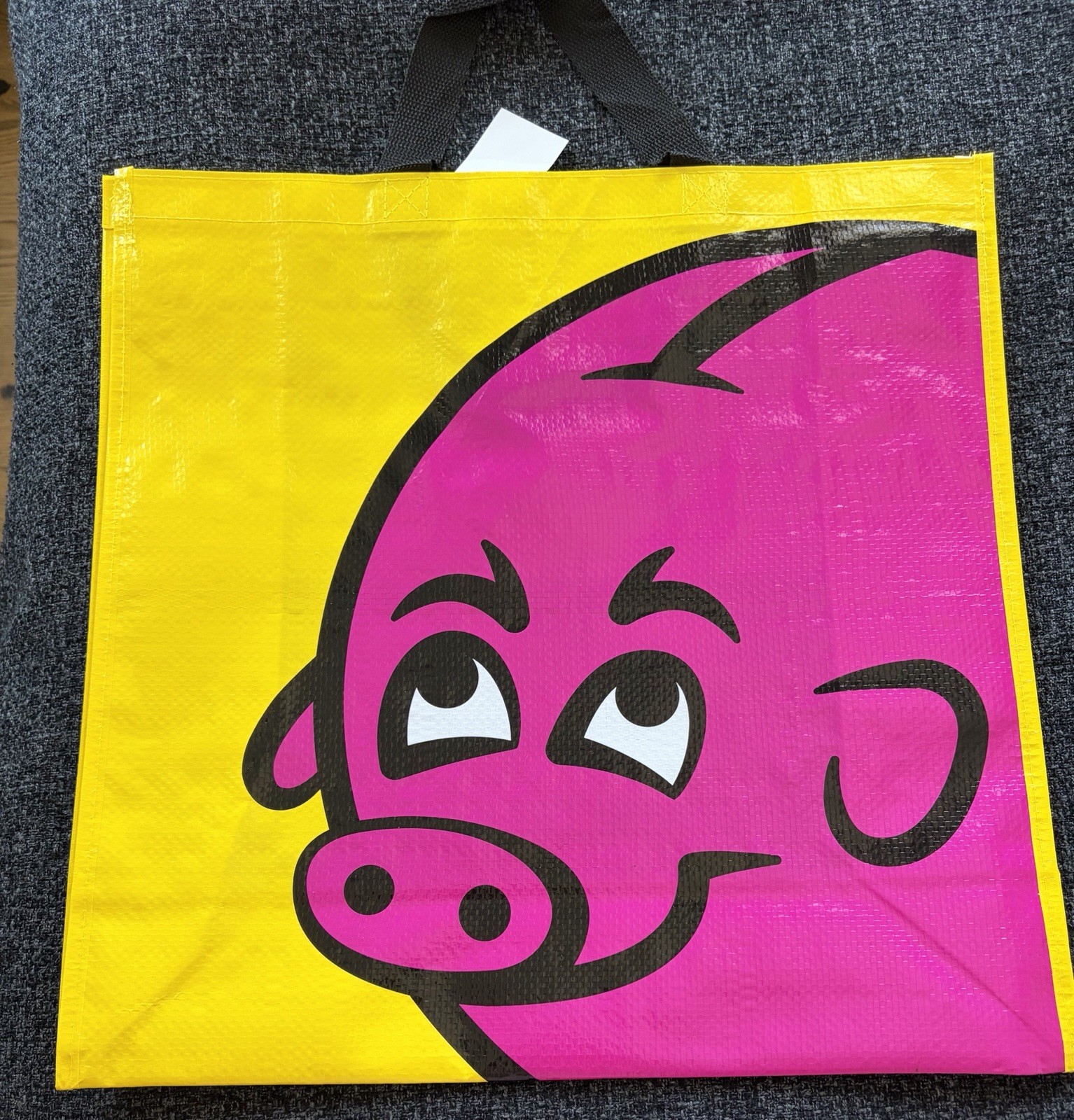 NEW ICELANDIC BONUS PINK PIG GROCERY TOTE BAG – REUSABLE WITH TAG