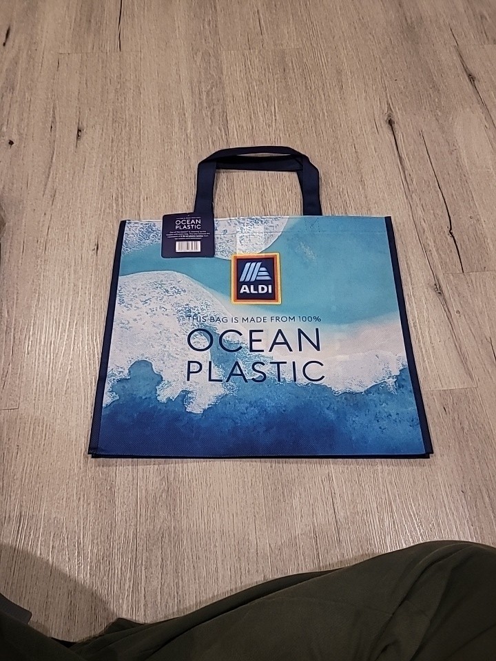 ALDI Super Market Ocean Plastic Bag Tote 16×14 in Blue