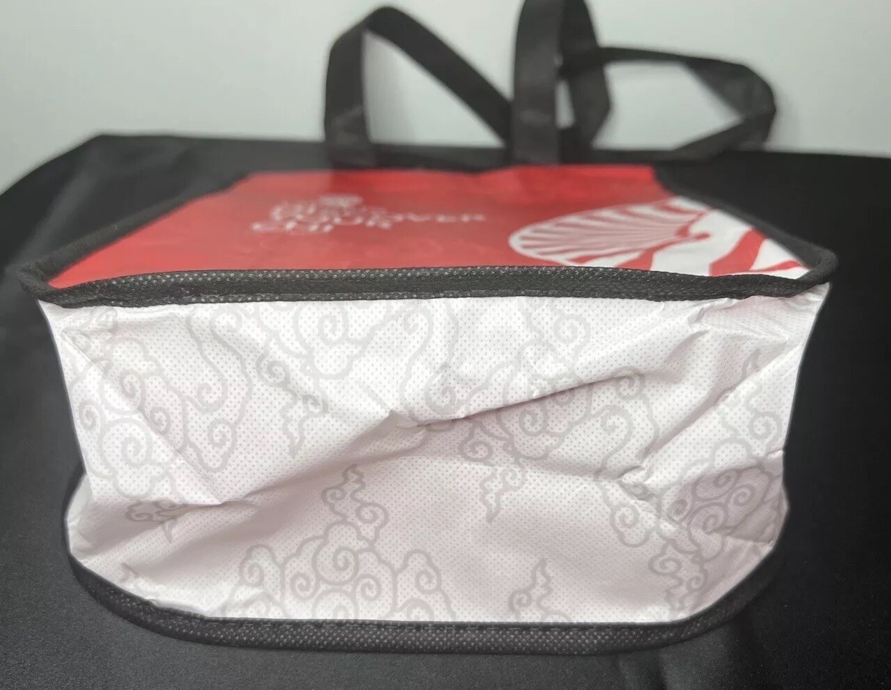 Lakanto “Discover Your Chi” Reusable Tote Shopping Bag Red White & Black 12”x9”