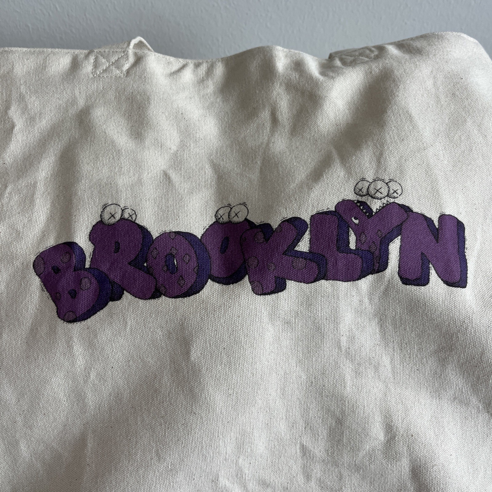 Kaws x Uniqlo PURPLE Brooklyn NYC 16 X 16 Tote Bag Williamsburg Exclusive NWTS