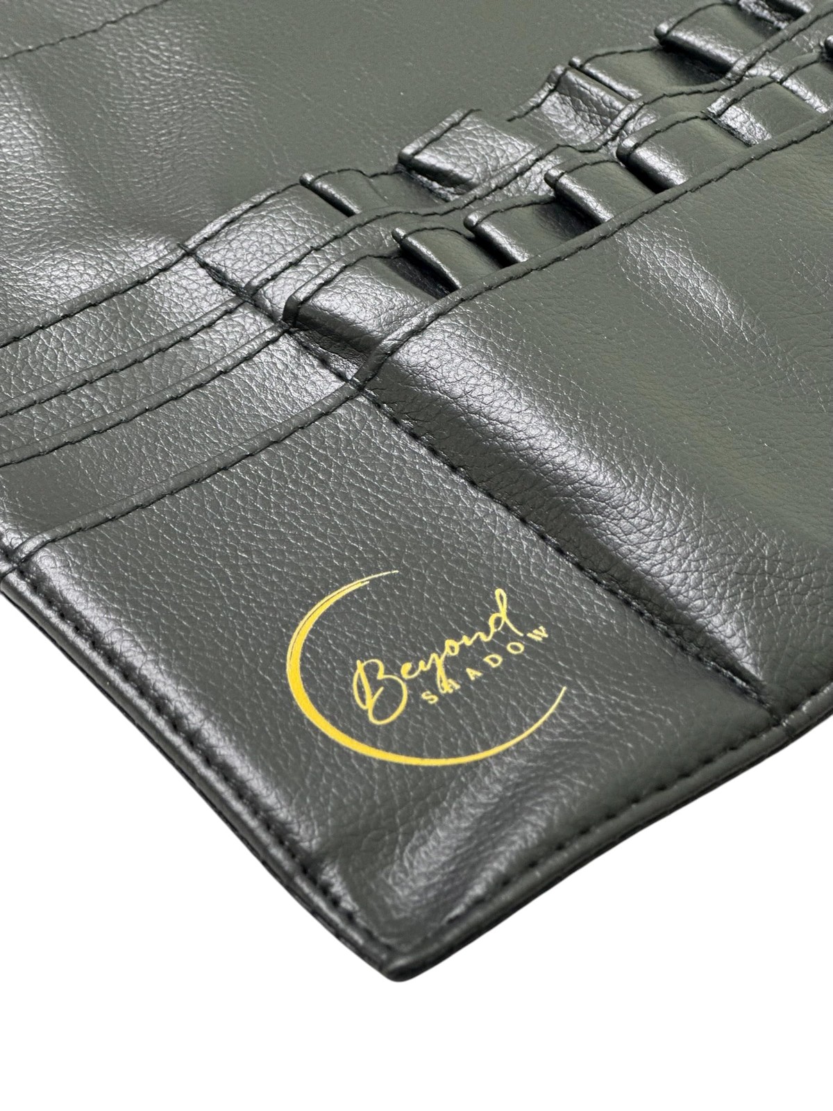 Beyond Shadow Brand™ – Black PU Leather Makeup 10X10X0.2 Inch, Jet