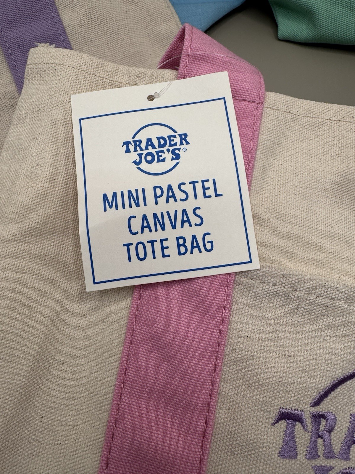 Trader Joe’s Pastel Mini Canvas Tote Bags 2026 Set Of 4 Limited Edition NWT