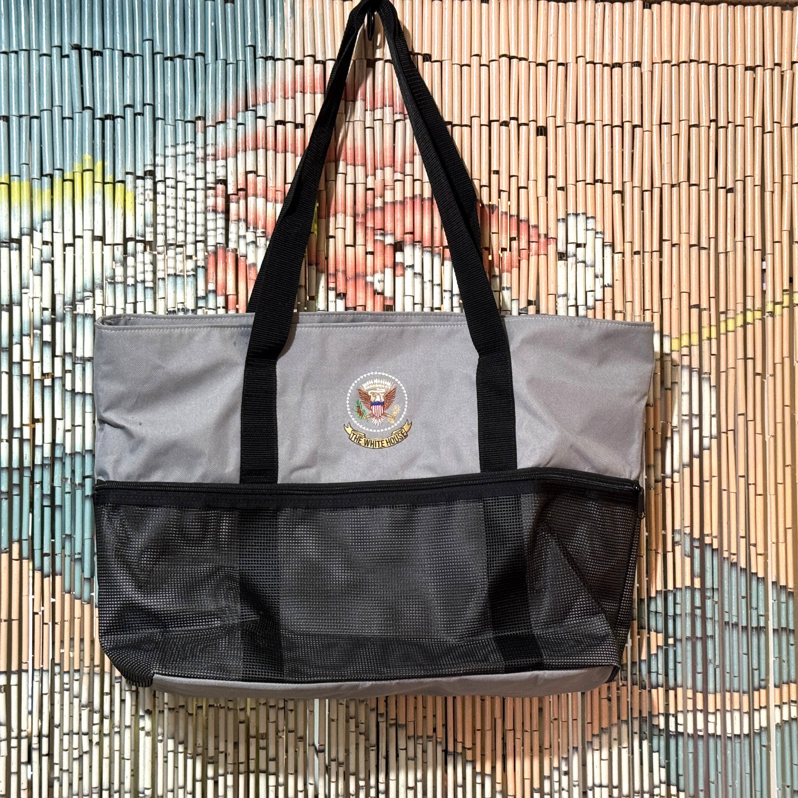 The White House, United States, Double Handle Zippered Tote Bag, Grey/Black