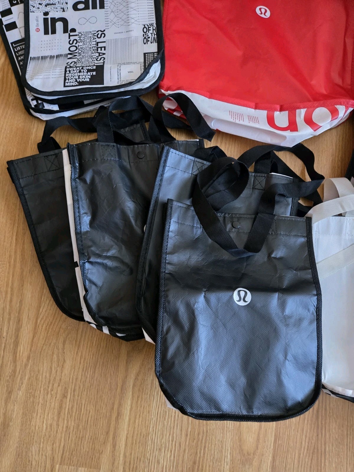 Large Lululemon Shopping Bag Lot Of 24 Small And Large Bags Assorted Colors