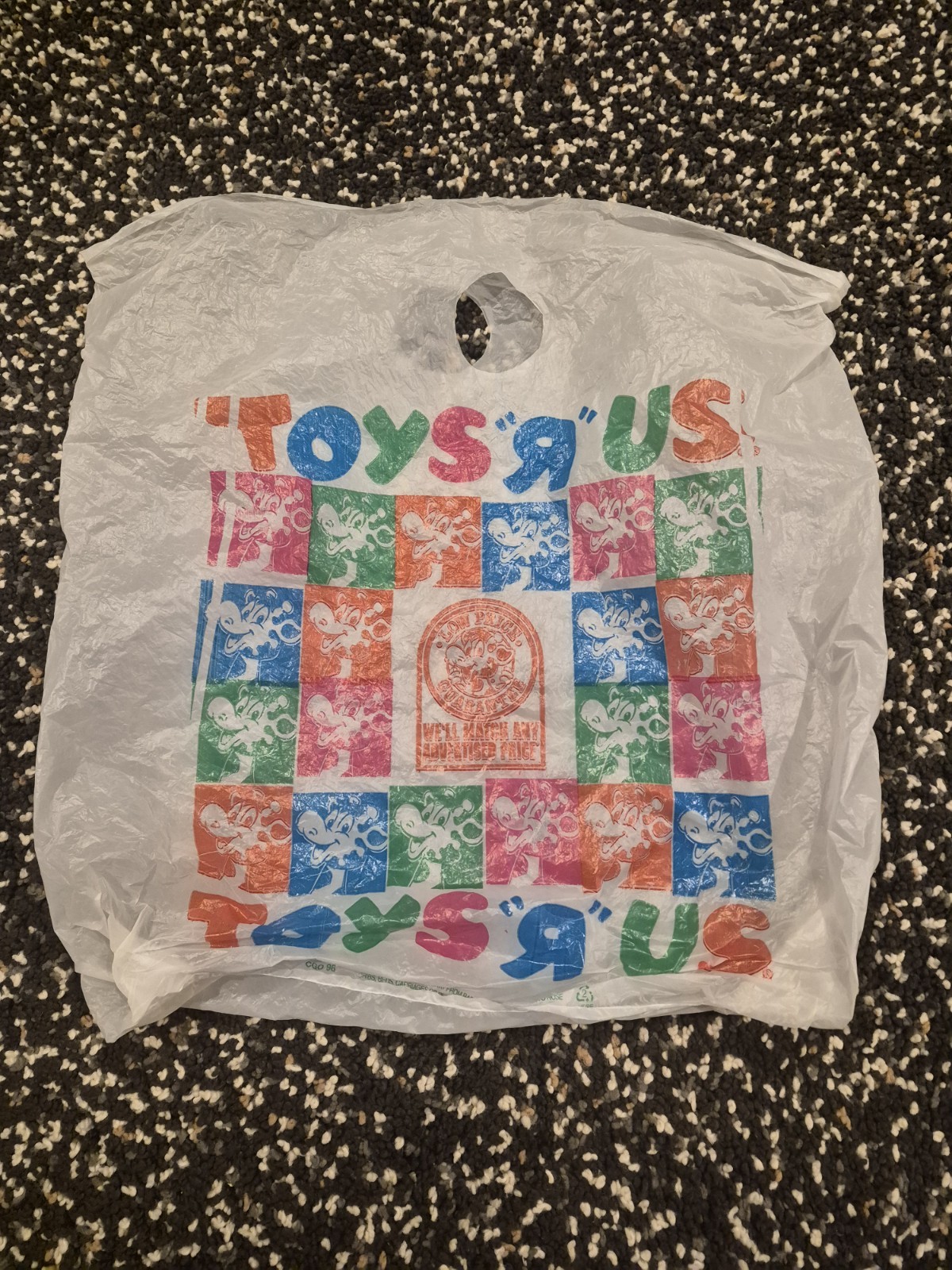 TOYS R US Reusable Shopping BAG 14 X 14 X 6 GREEN ORANGE + BONUS!!