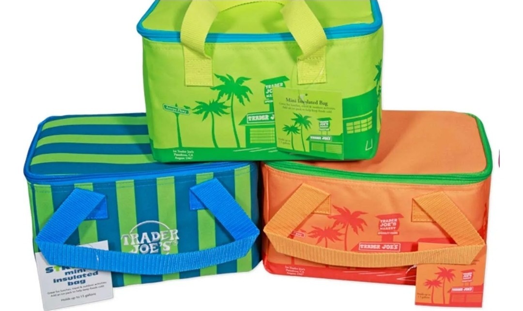 Trader Joe’s Set Of 3 Mini Insulated Cooler Striped Bags 1.5 Gl 3 Colors