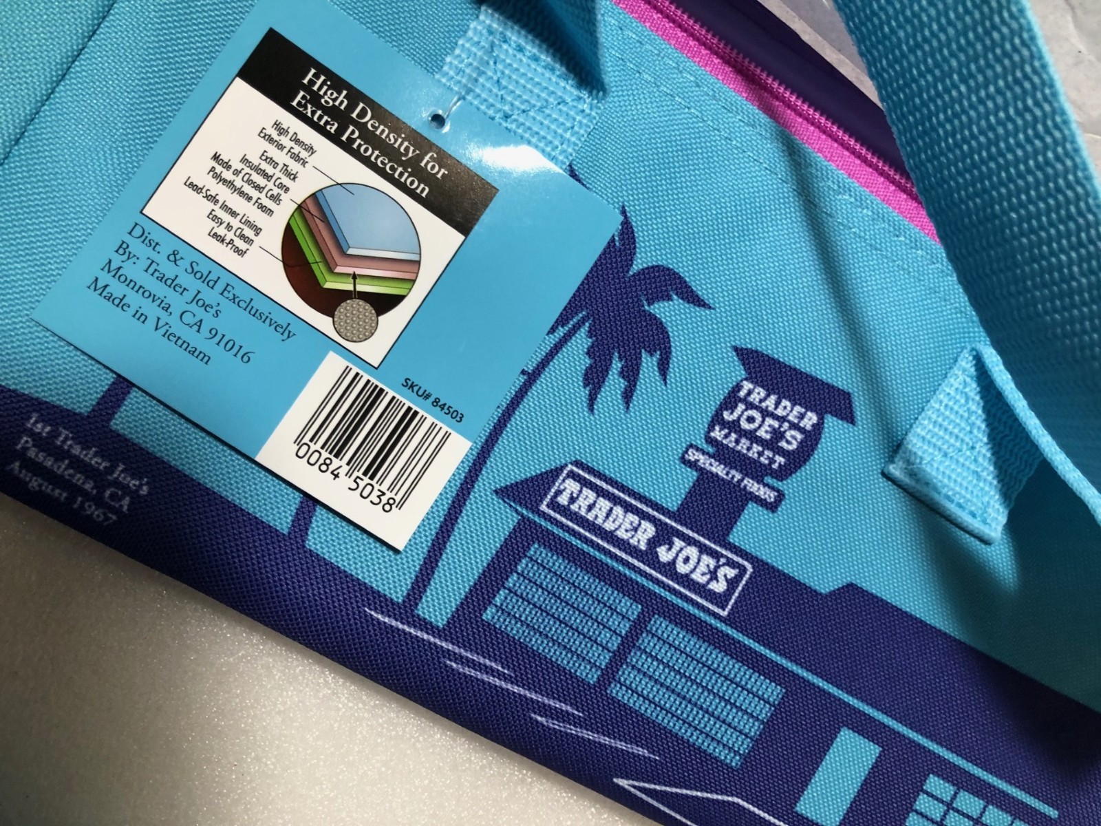 Pink/Blue Trader Joe’s NEW AUTHENTIC SMALL INSULATED COOLER LUNCH TOTE BAG(SJ7-5