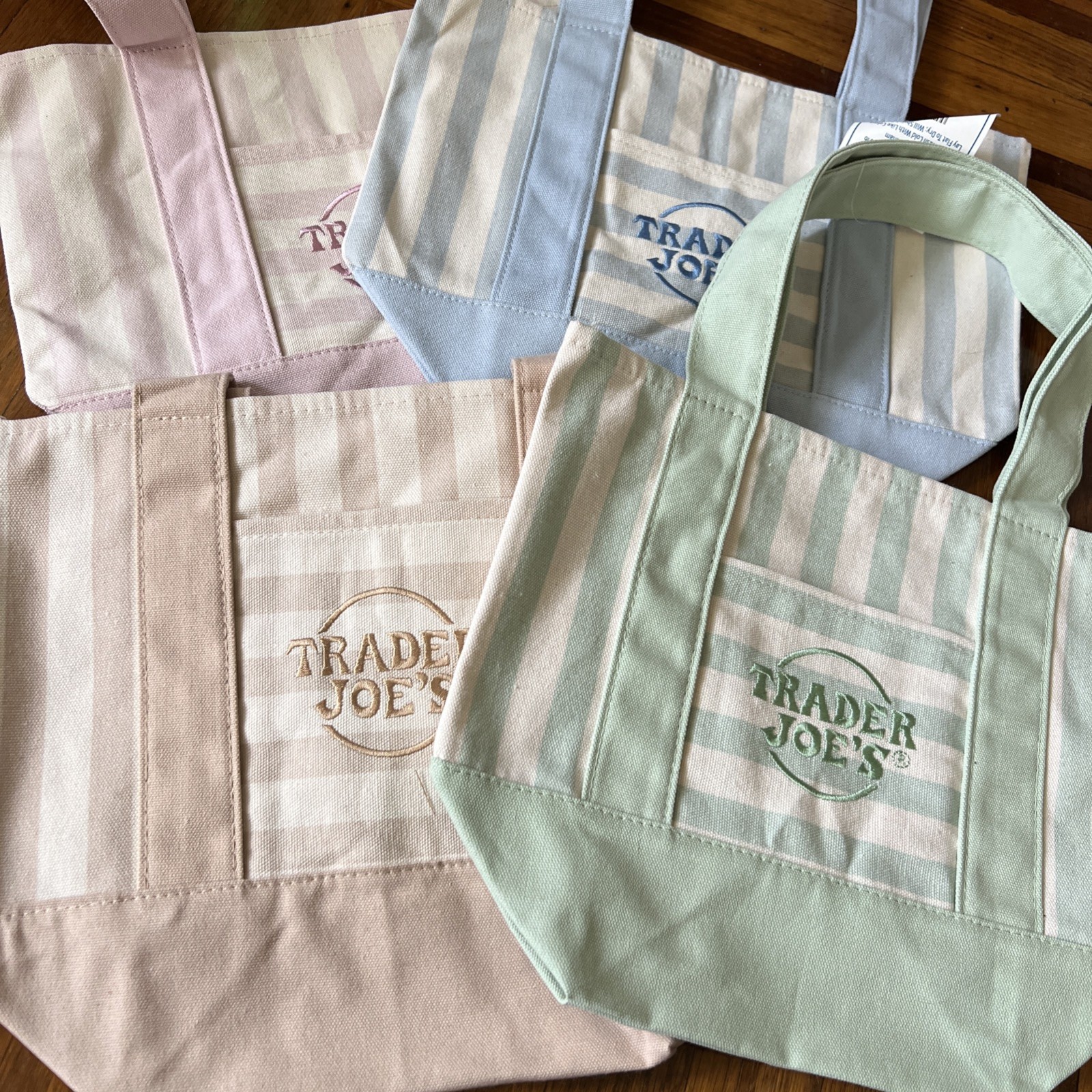 NWT Trader Joe’s Striped Canvas Mini Tote Set of 4 Summer 2026 in hand