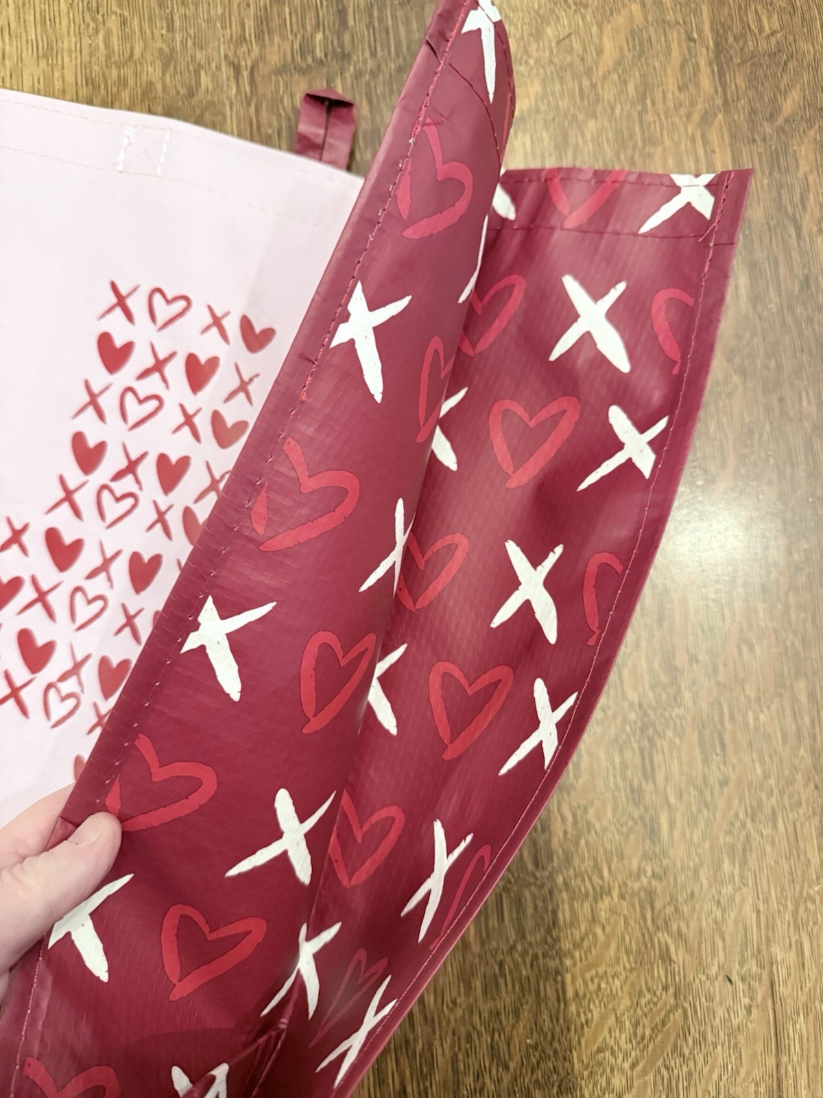 HEB Texas XO Tote Bag Love Kiss Heart Pink Red Valentine’s Day 2025 New