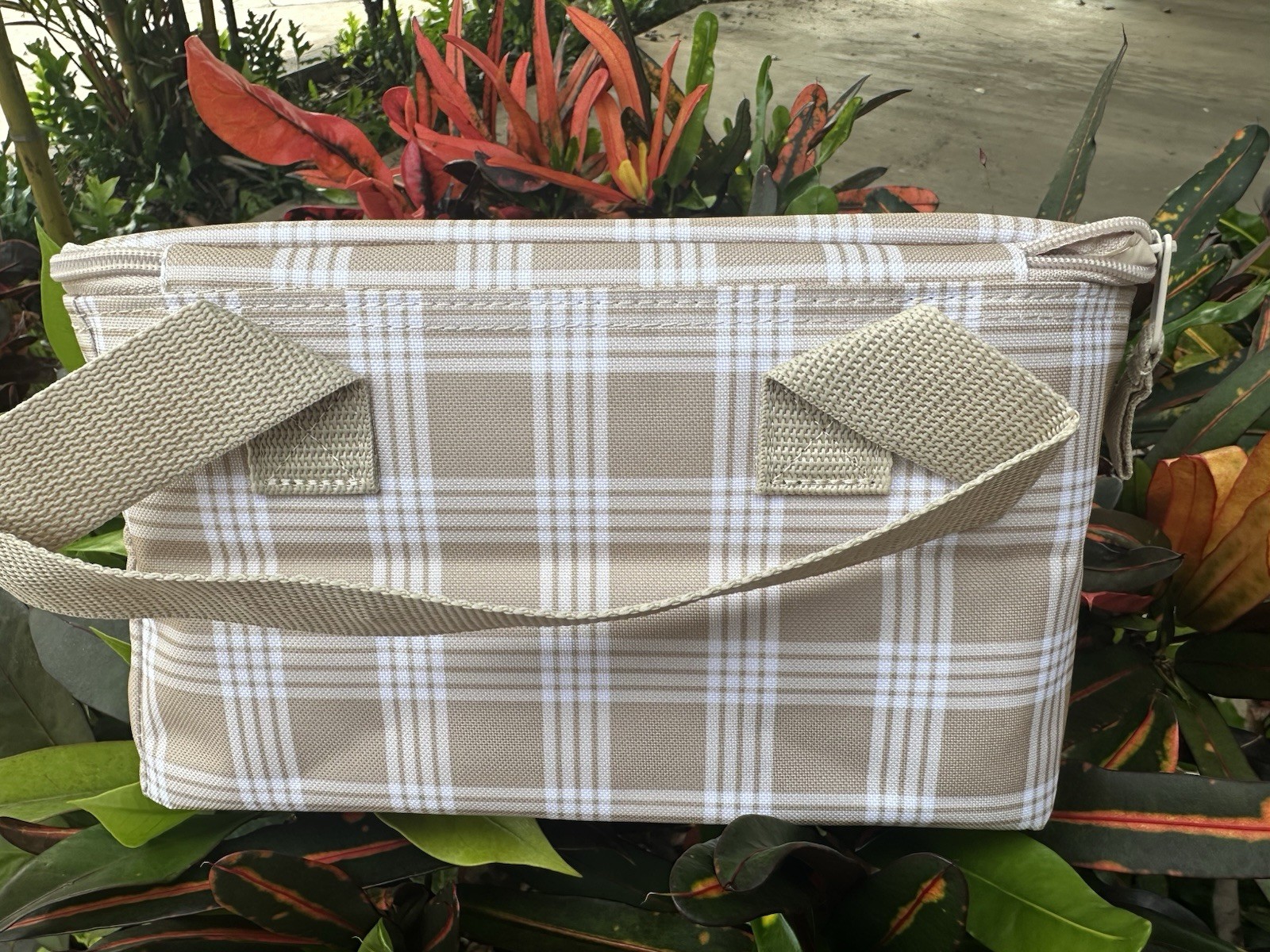HAWAII EXCLUSIVE FOODLAND KHAKI PALAKA REUSABLE INSULATED LUNCH BAG TOTE NEW