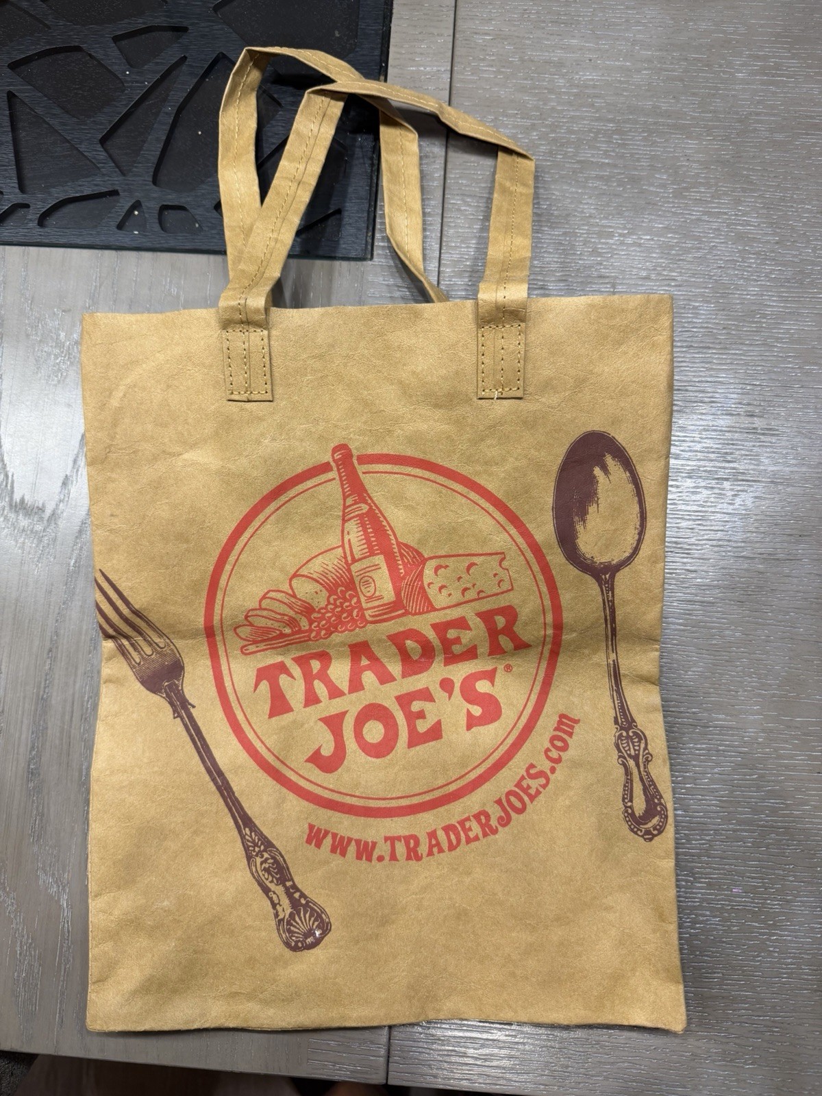Trader Joe’s Reusable Brown Paper Shopping Bag Medium Grocery Tote 14x12x6 in