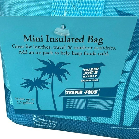 Trader Joe’s Mini Insulated Bag Set Peach Blue Brand New Release 10×6 NWT