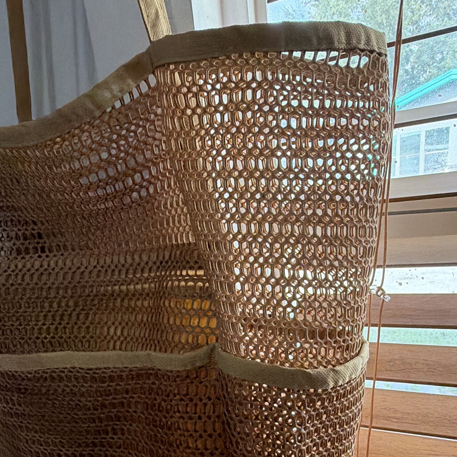 TJ Maxx Brown Mesh Tote Bag w/ Zippered Pocket, Solid/Plain, 5 x 8 x 20cm