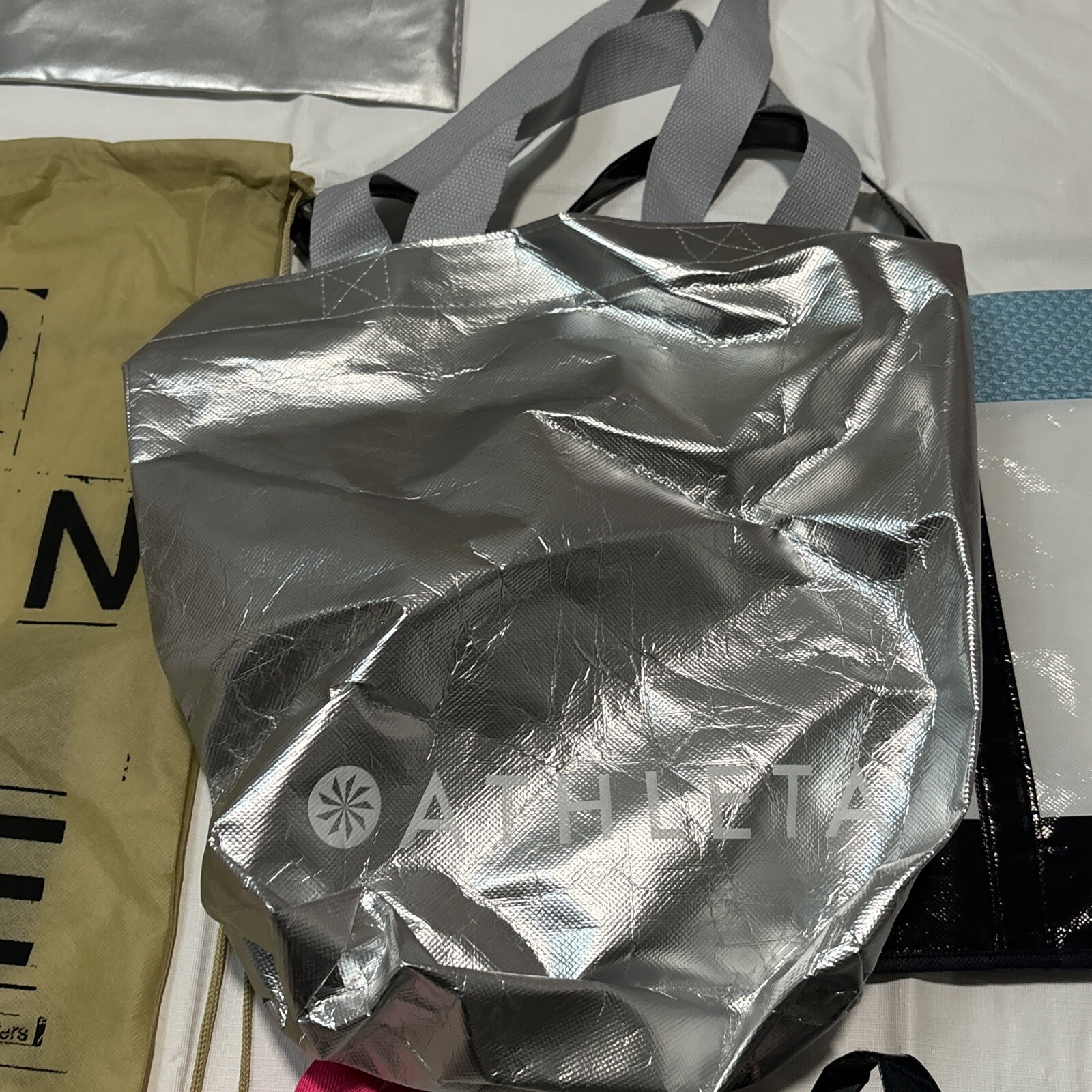 Athleta Vineyard Vines Lily Pulitzer Urban Outfitters Shopping Bags Lot