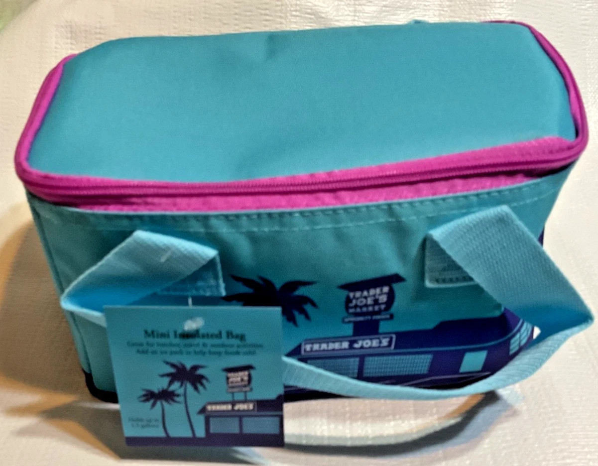 Trader Joe’s Mini Insulated Bag Light Blue with Pink Zipper, Summer 2026 Release
