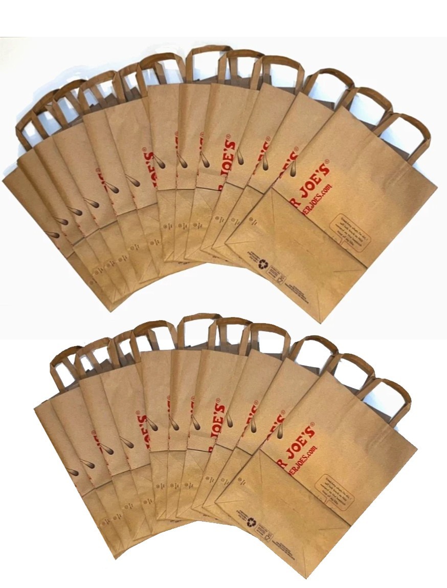 22 TRADER JOE’S BROWN PAPER GROCERY SHOPPING BAGS Size 20″ inch handles reusable