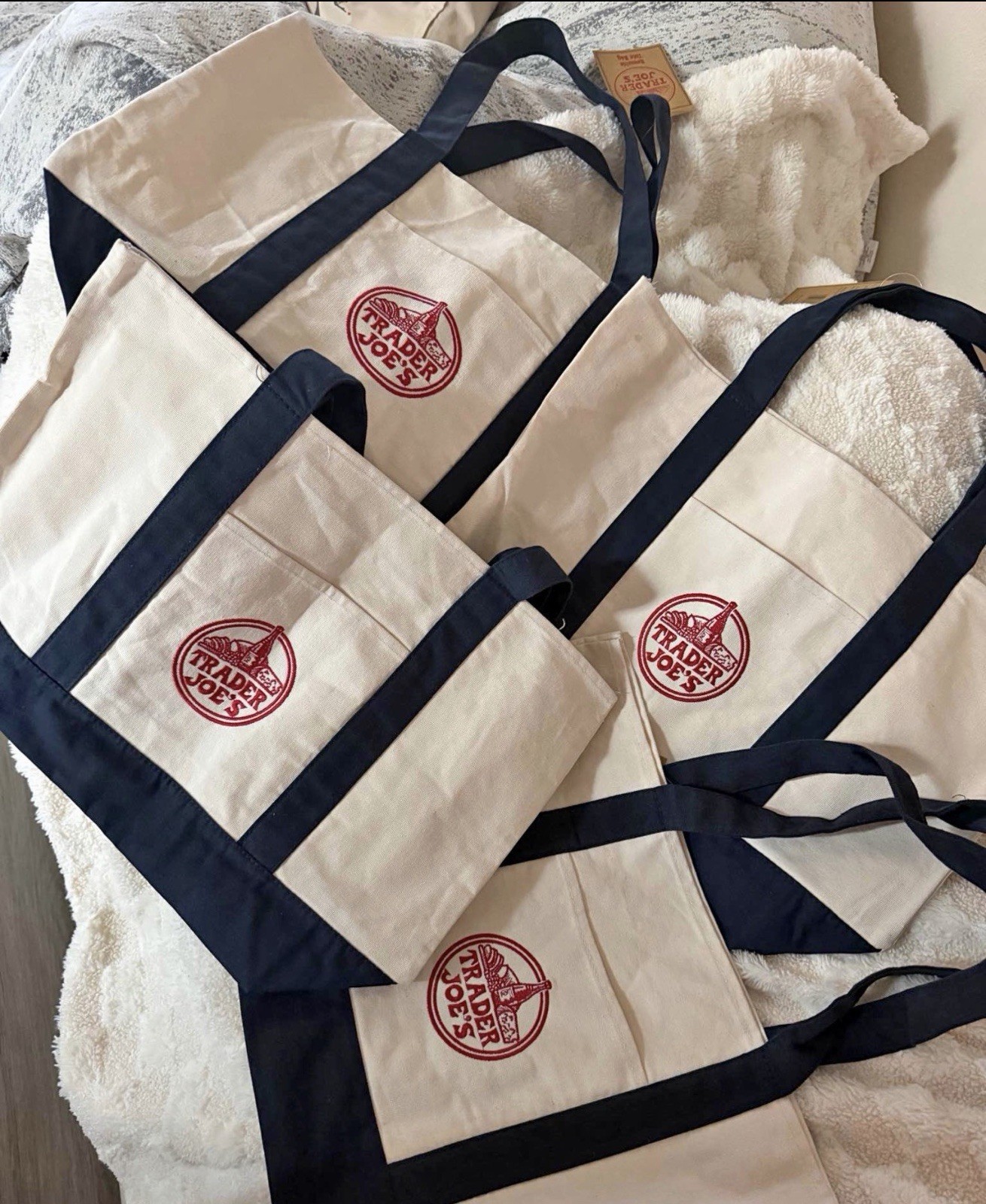 Fast Ship. Trader Joe’s Large Canvas Reusable Tote Bag 2026 Drop