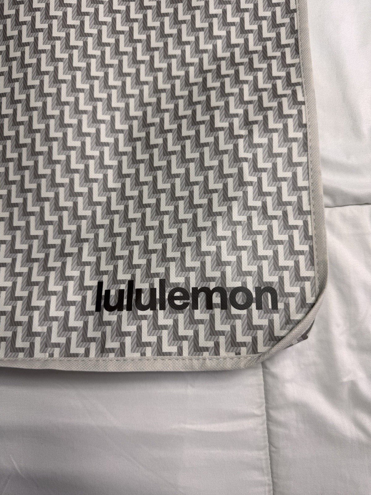 NEW Gray Lululemon Reusable Tote Shopping Bag Holiday Print “L” Pattern 2025