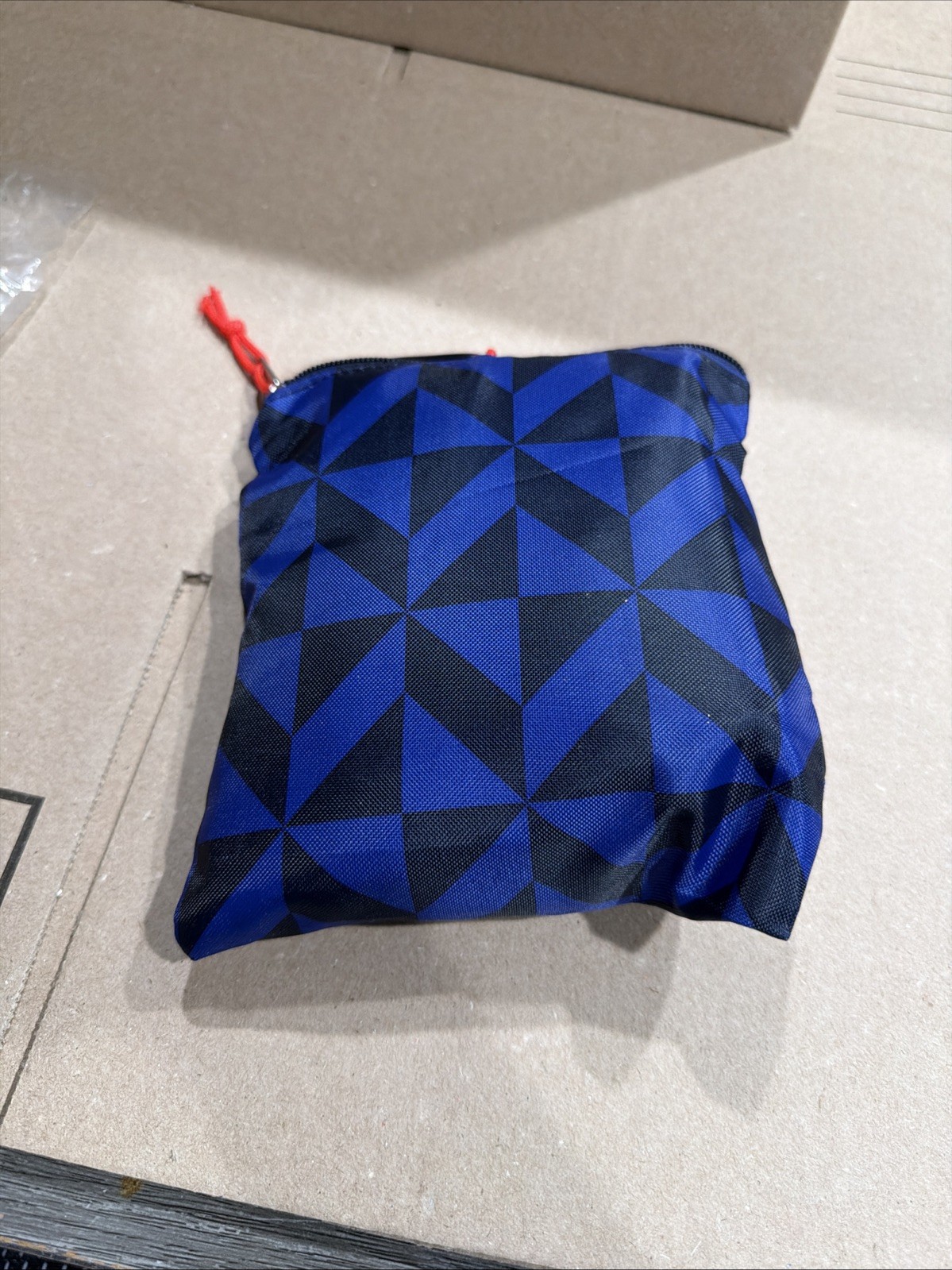 COSTCO Wholesale Reusable Cooler Bag Keychain Mini Zippered Pouch Blue