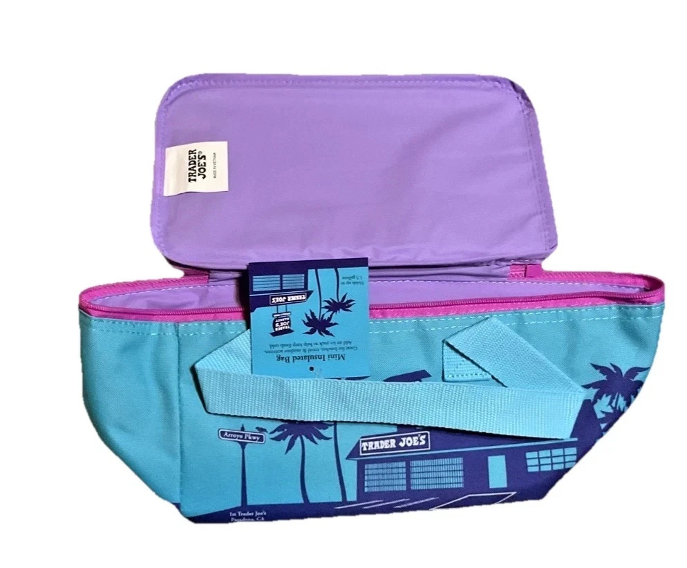 Trader Joe’s Mini Insulated Bag Light Blue with Pink Zipper, Summer 2026 Release