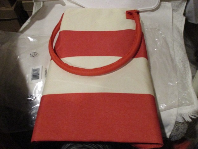 AVON Striped Carry All Tote Bag Includes 3 Removable Panels Expandable Drawstrin