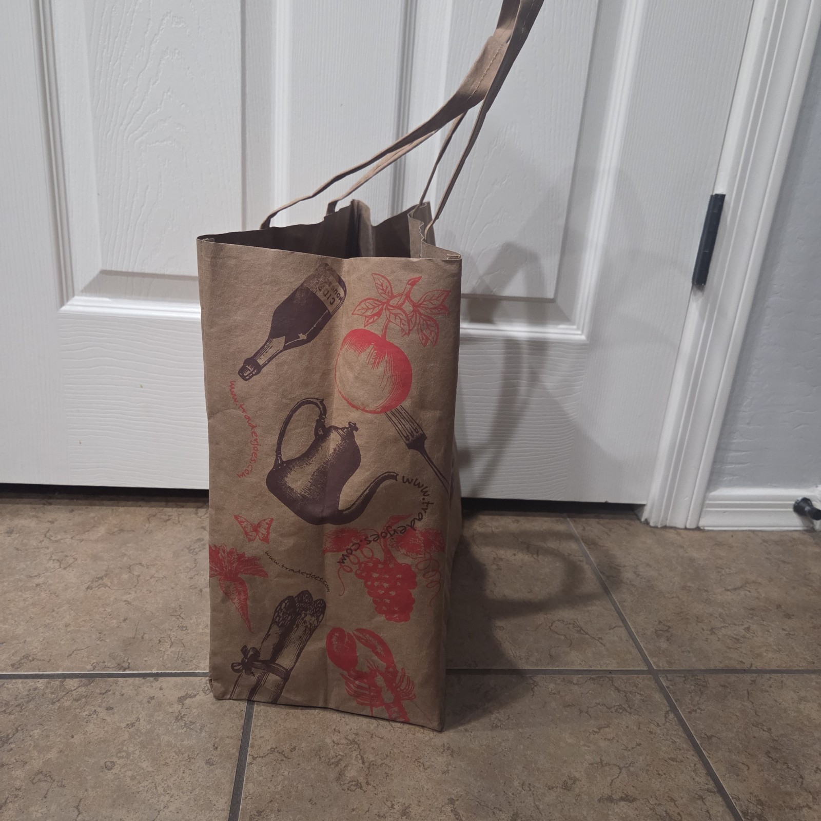 Trader Joe’s Reusable Washable Brown Natural Paper Shopping Grocery Tote Bag