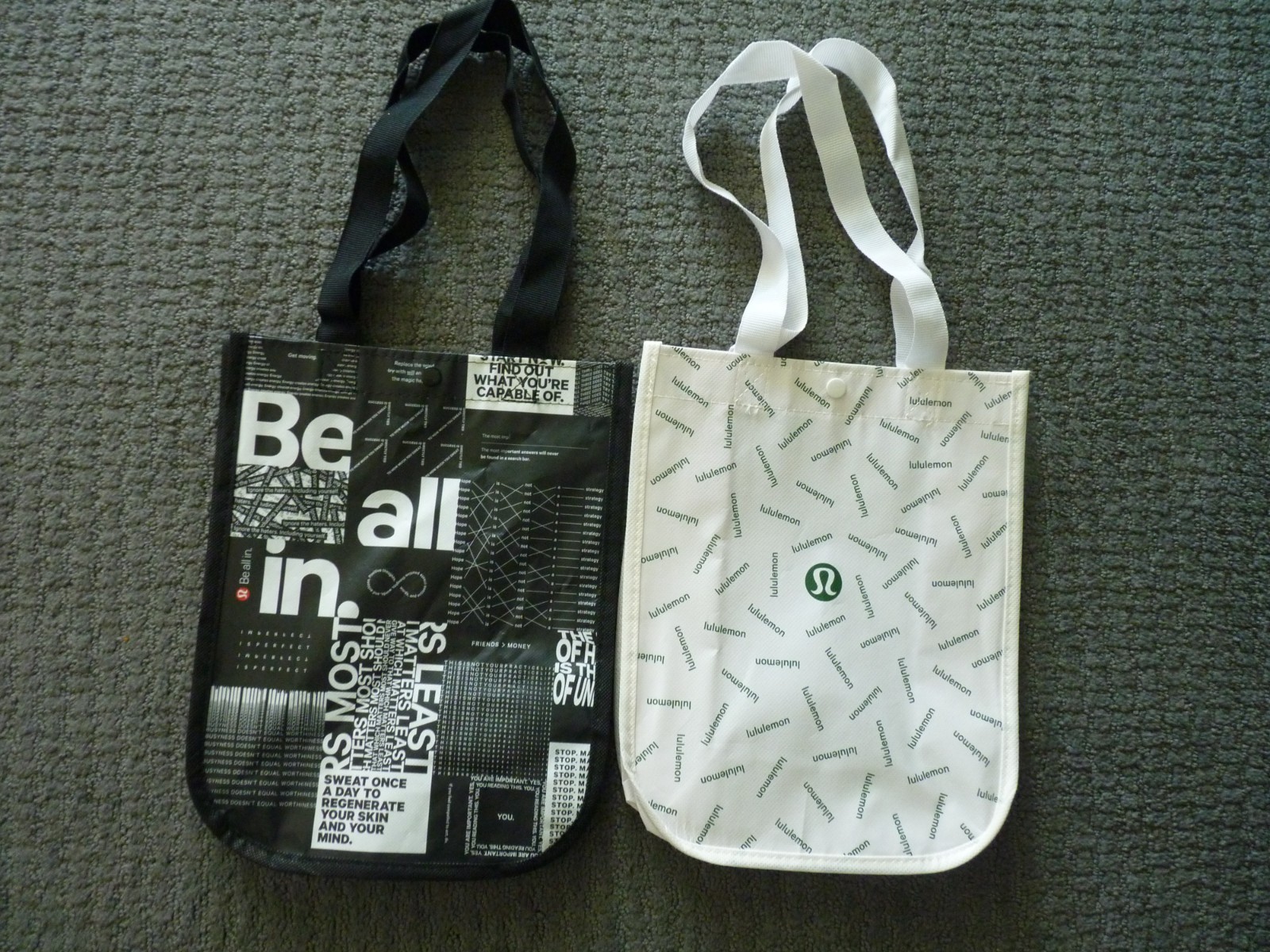Lululemon Reusable Shopping Tote Bags (4) Small Totes Different Designs (I)