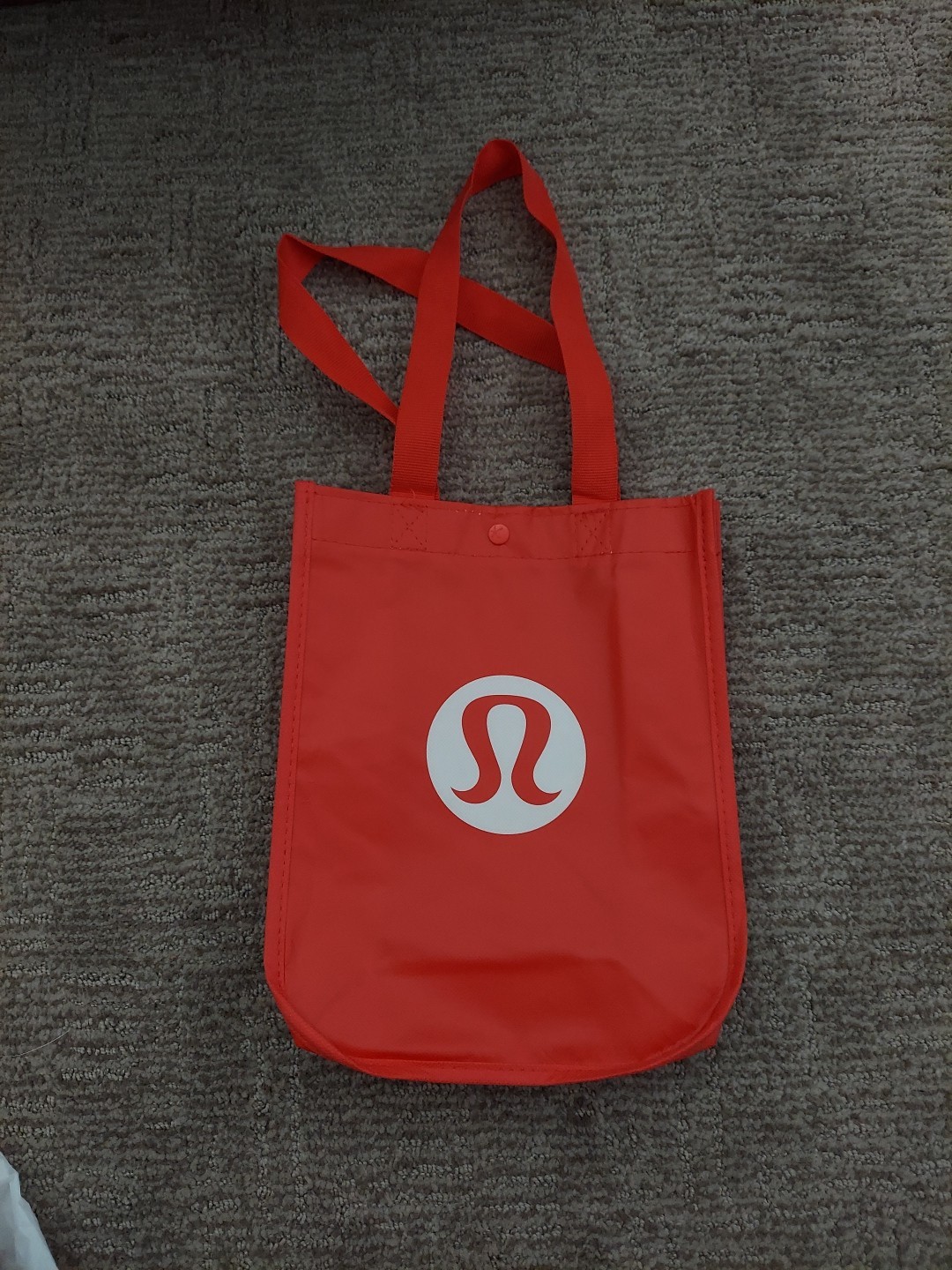 LULULEMON SMALL RED AND WHITE LOGO BAG REUSABLE