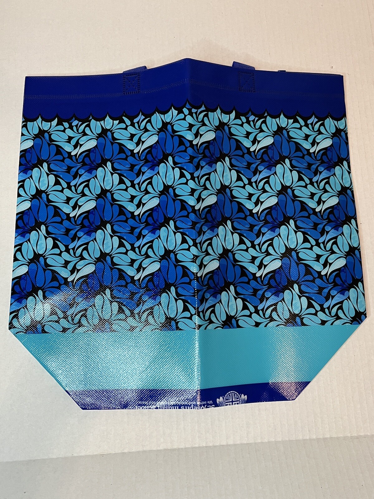 NEW Floral Print Blue Bottom Shopper Beach Gym Tote Bag 14 x 10.5