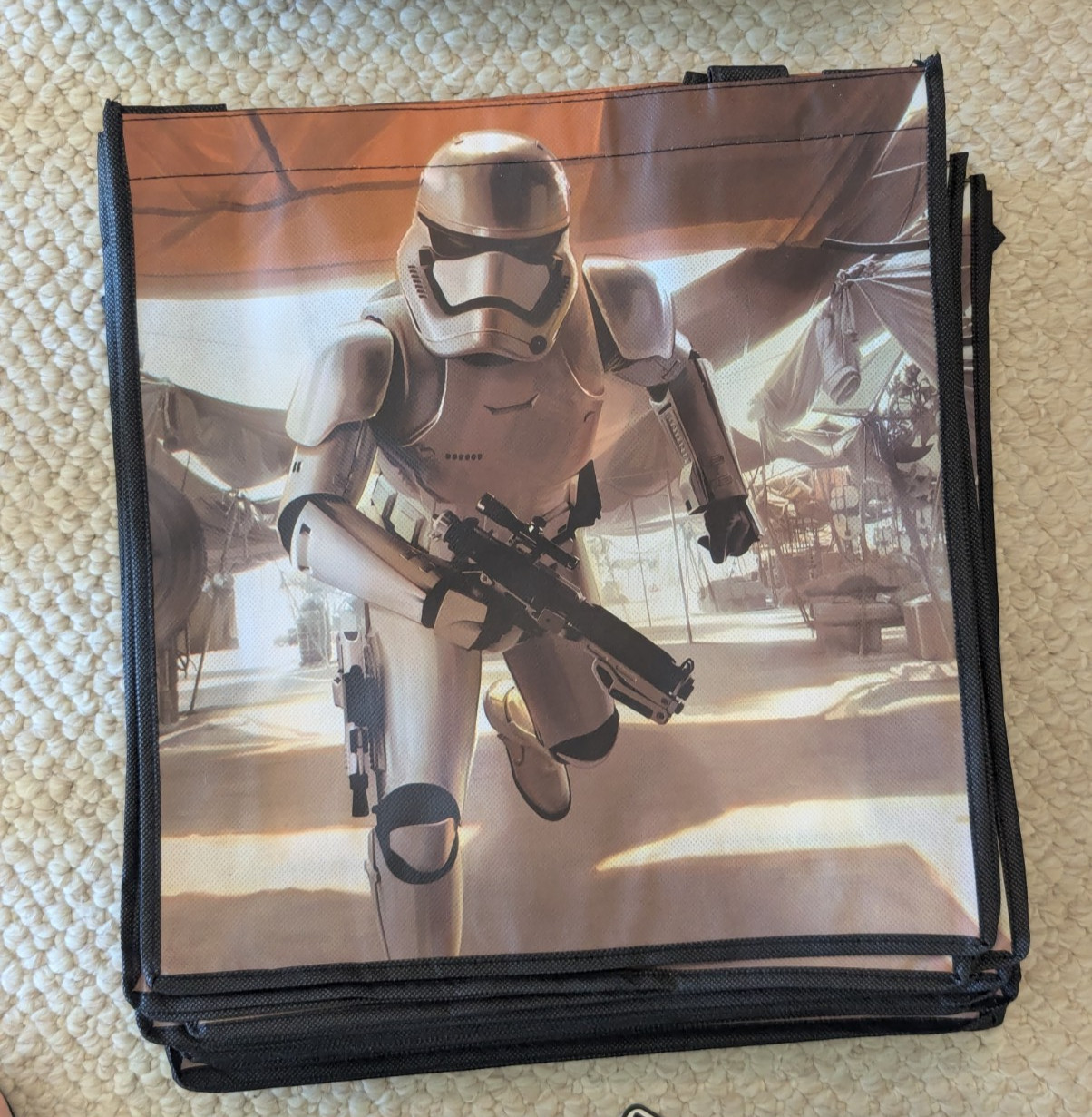 Bulk Lot of 90+ Disney Star Wars Licensed Shopping Tote Reuseable Bags;13X13″X3″