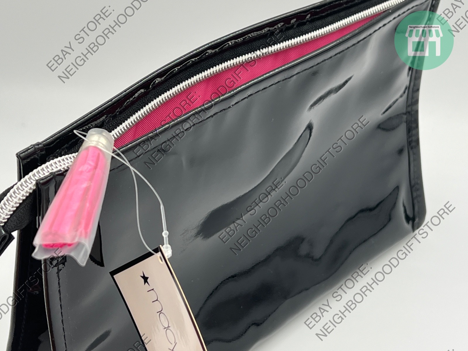 MACY’S Cosmetic Pouch Bag 10″x7″x2.5″ Vinyl Bag BLACK / RED LIP NEW PICTURES.