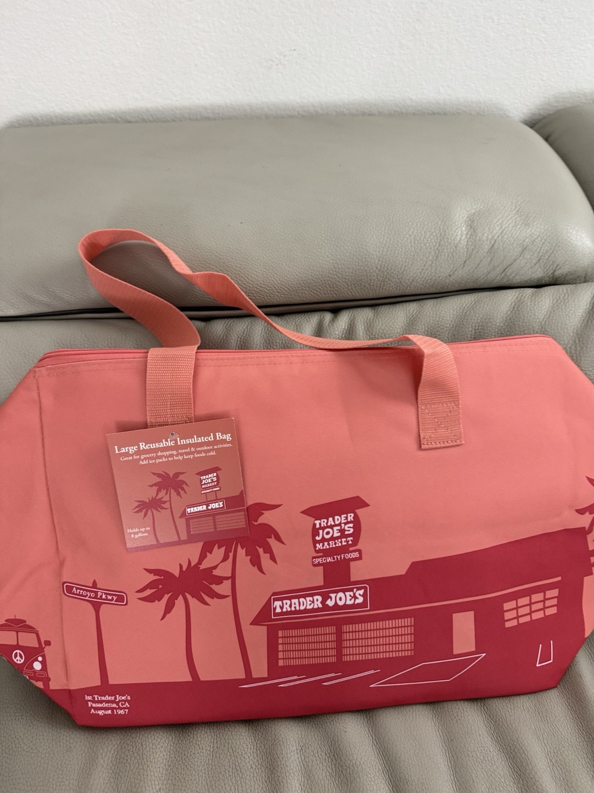 ✨ Trade Joe’s Lrg 8 Gal Peach Light Orange Reusable Insulated Shopping ECO Bag✨