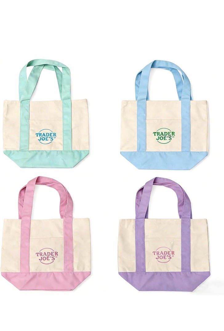 Trader Joe’s Canvas Reusable Shopping Bags Set of 4 Foldable 34cm x 26cm