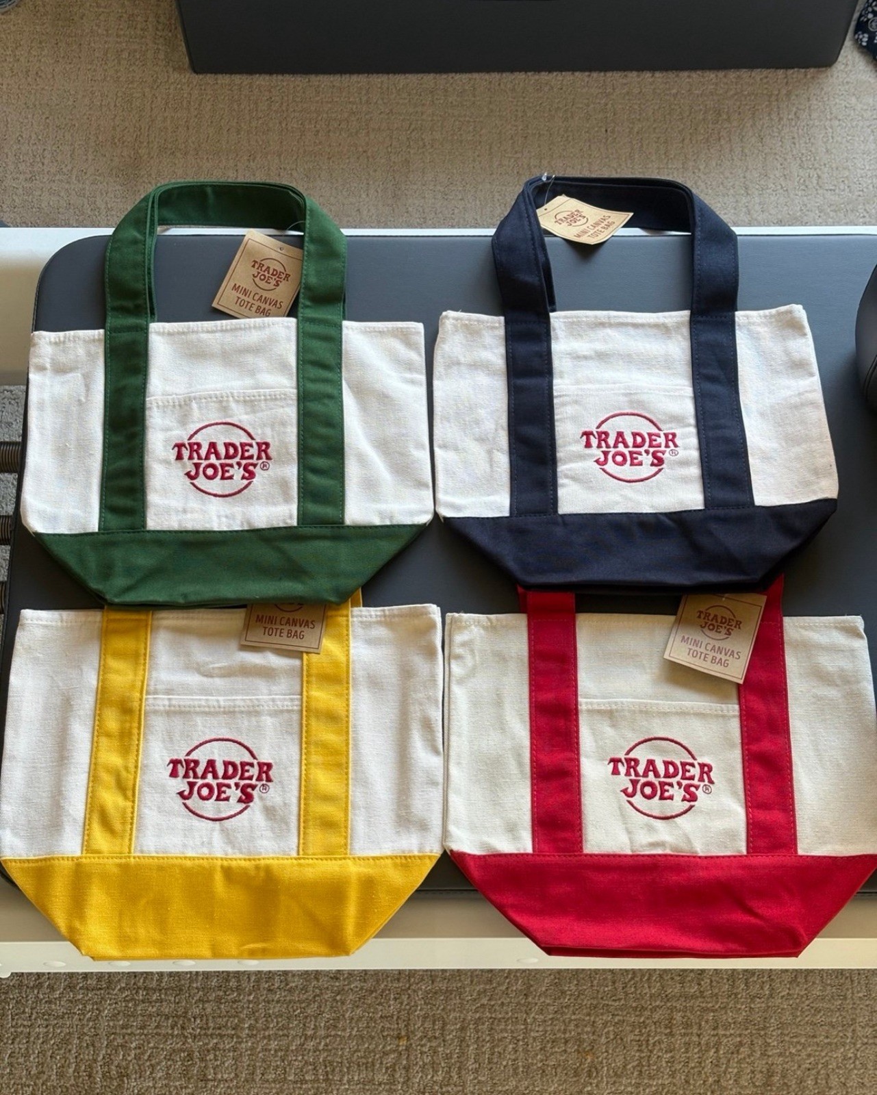 Trader Joe’s Mini Canvas Tote Bag Set Of 4 Red Blue Green Yellow CHRISTMAS LIMIT