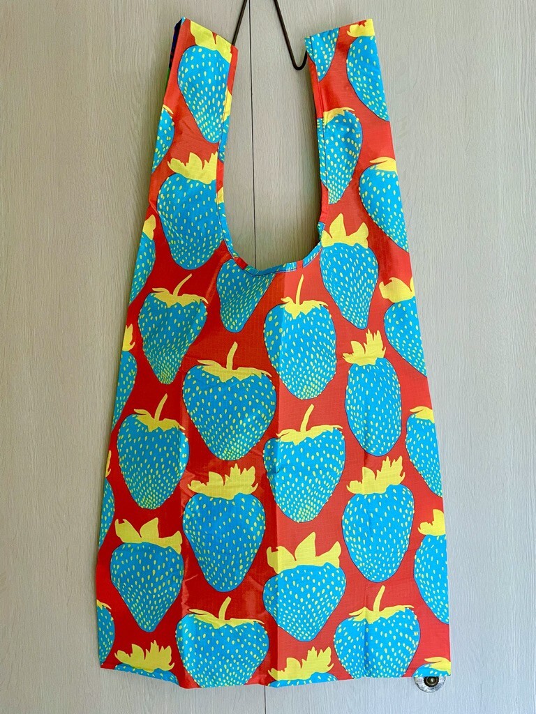 NWT Baggu BIG Reusable Bag Electric Strawberry Mix US seller Sold Out Rare H2F