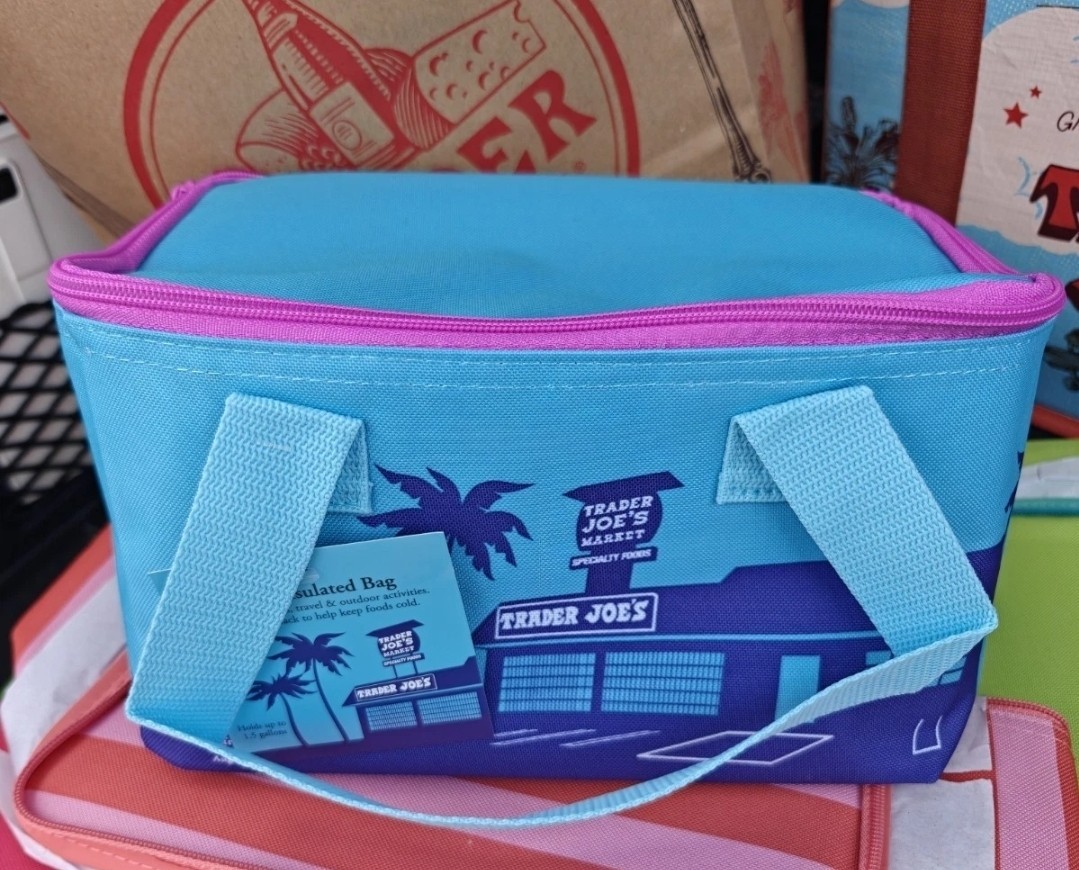 NEW! Trader Joe’s MINI Tote Bag Insulated New Summer 2026-Blue/Purple/Pink