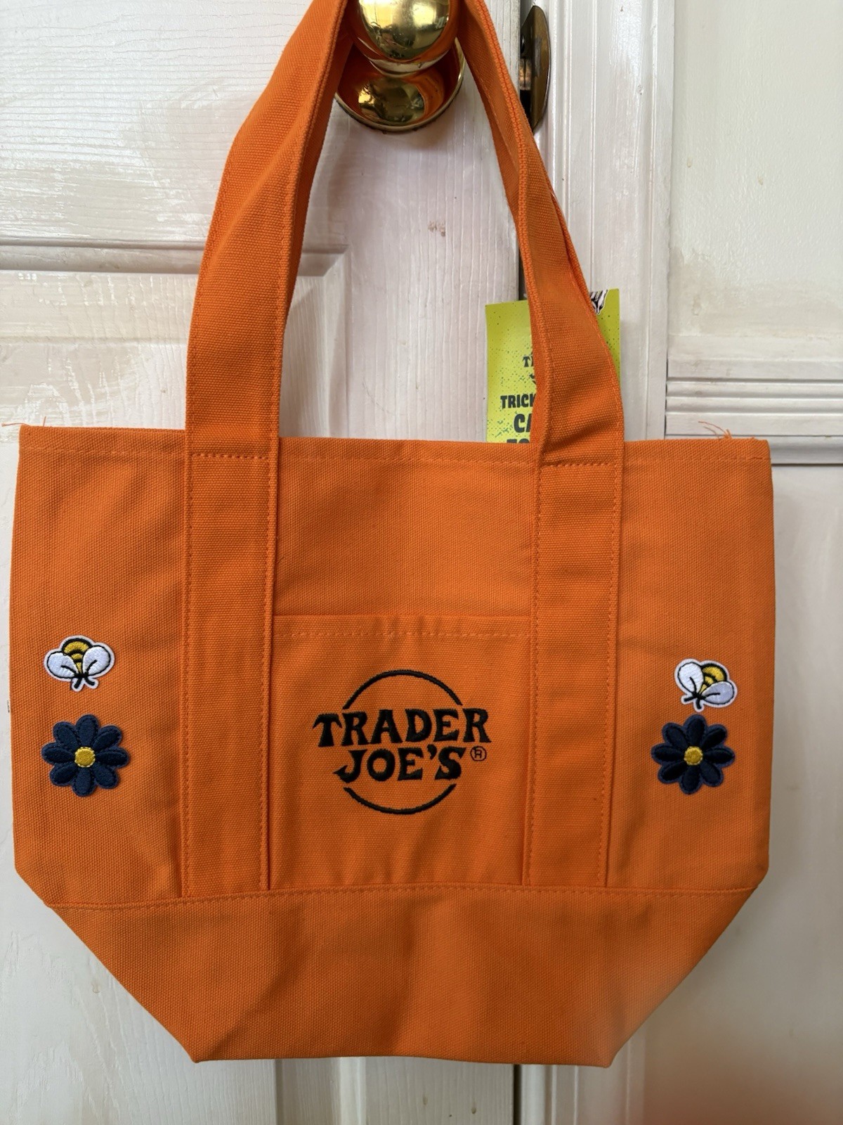 Trader Joe’s Mini Bag Embroidery Special 4 Flowers and 2 Bees
