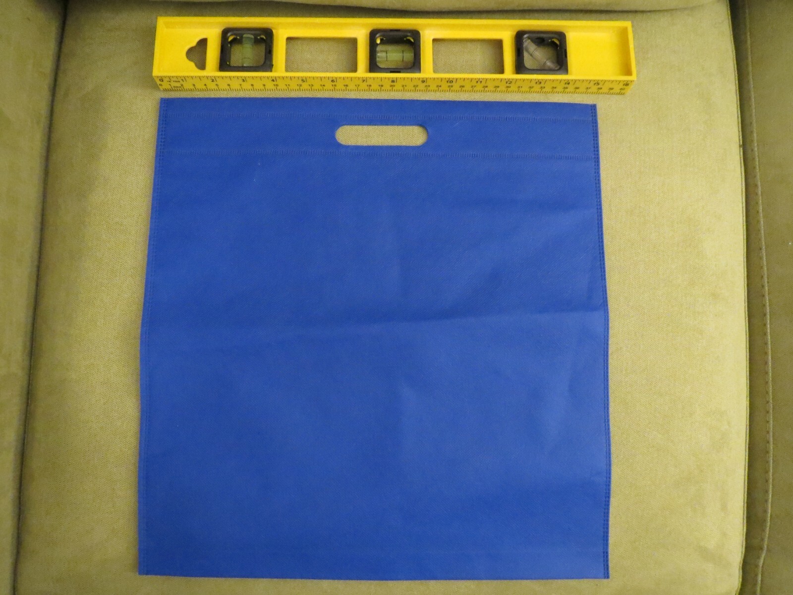 Johns Hopkins University JHU Homecoming Alumni Weekend 2024 Blue Bag Unmarked
