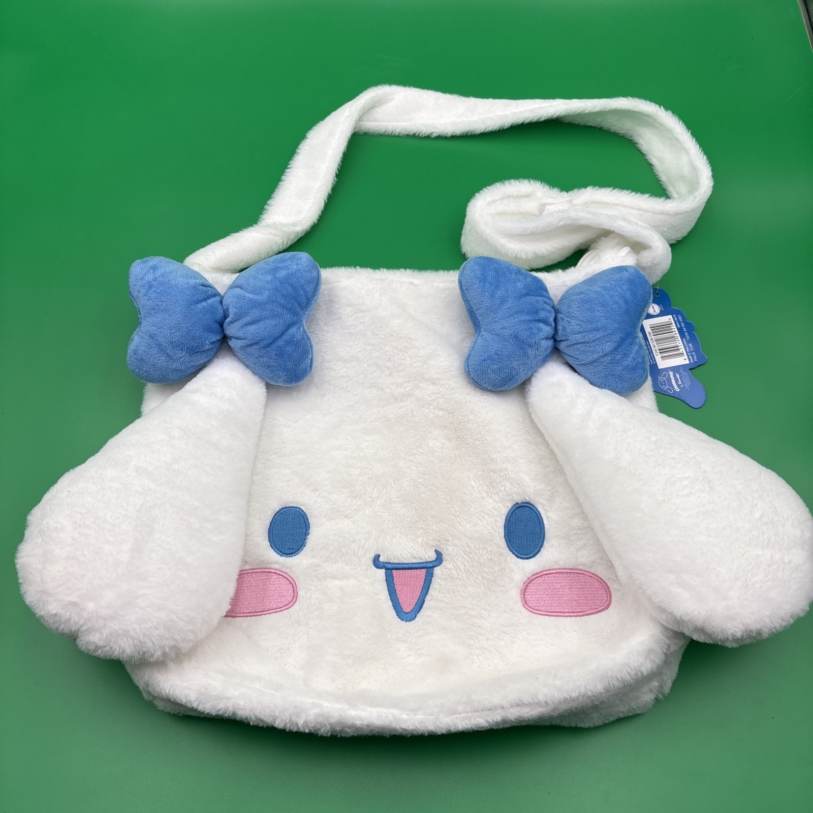 Cinnamoroll Tote Bag Face-Shaped Fuzzy Sanrio 12″ x 12″ New with Tags.