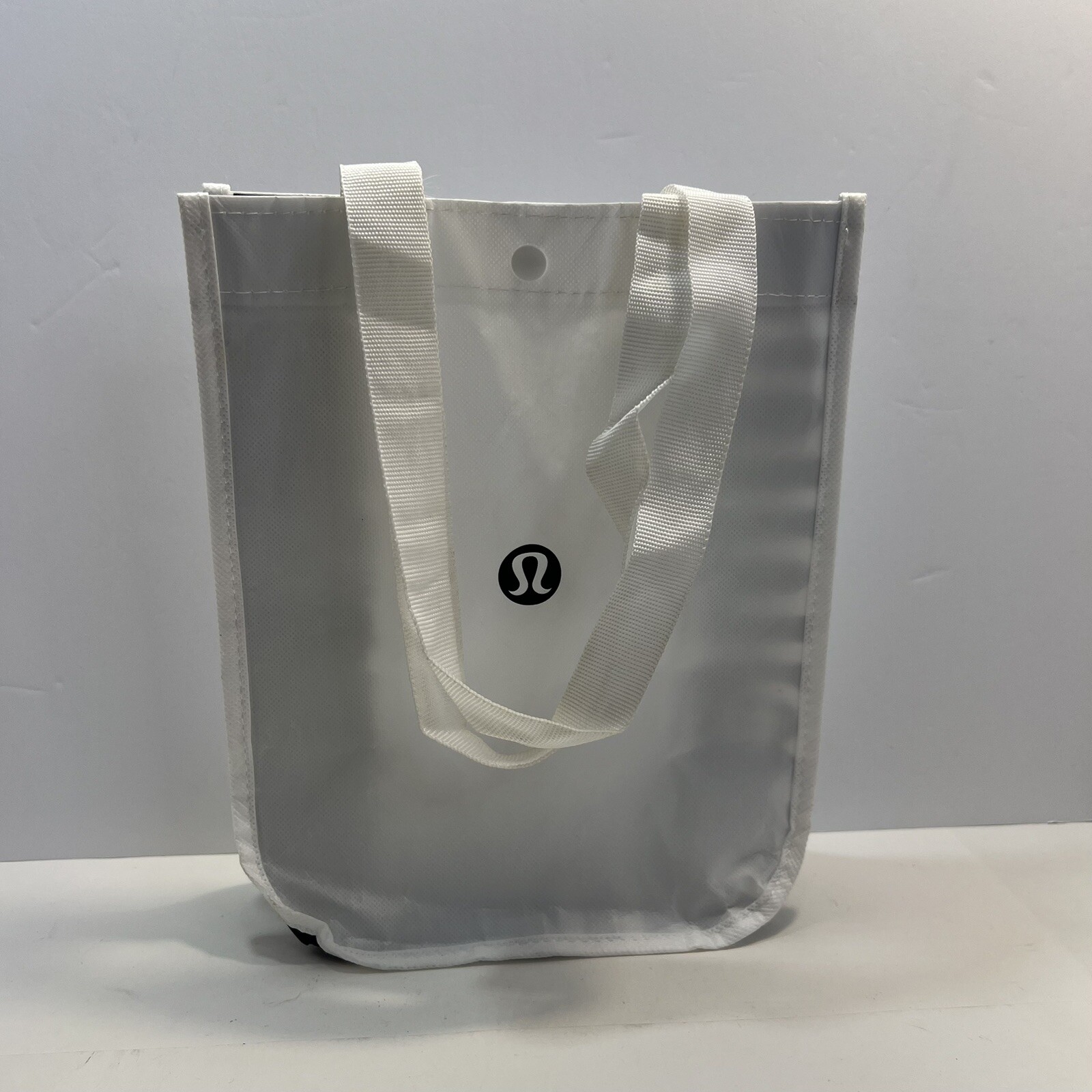 Lululemon Reusable Shopping Tote 11×8.5×4 in White and Black Pre-Owned