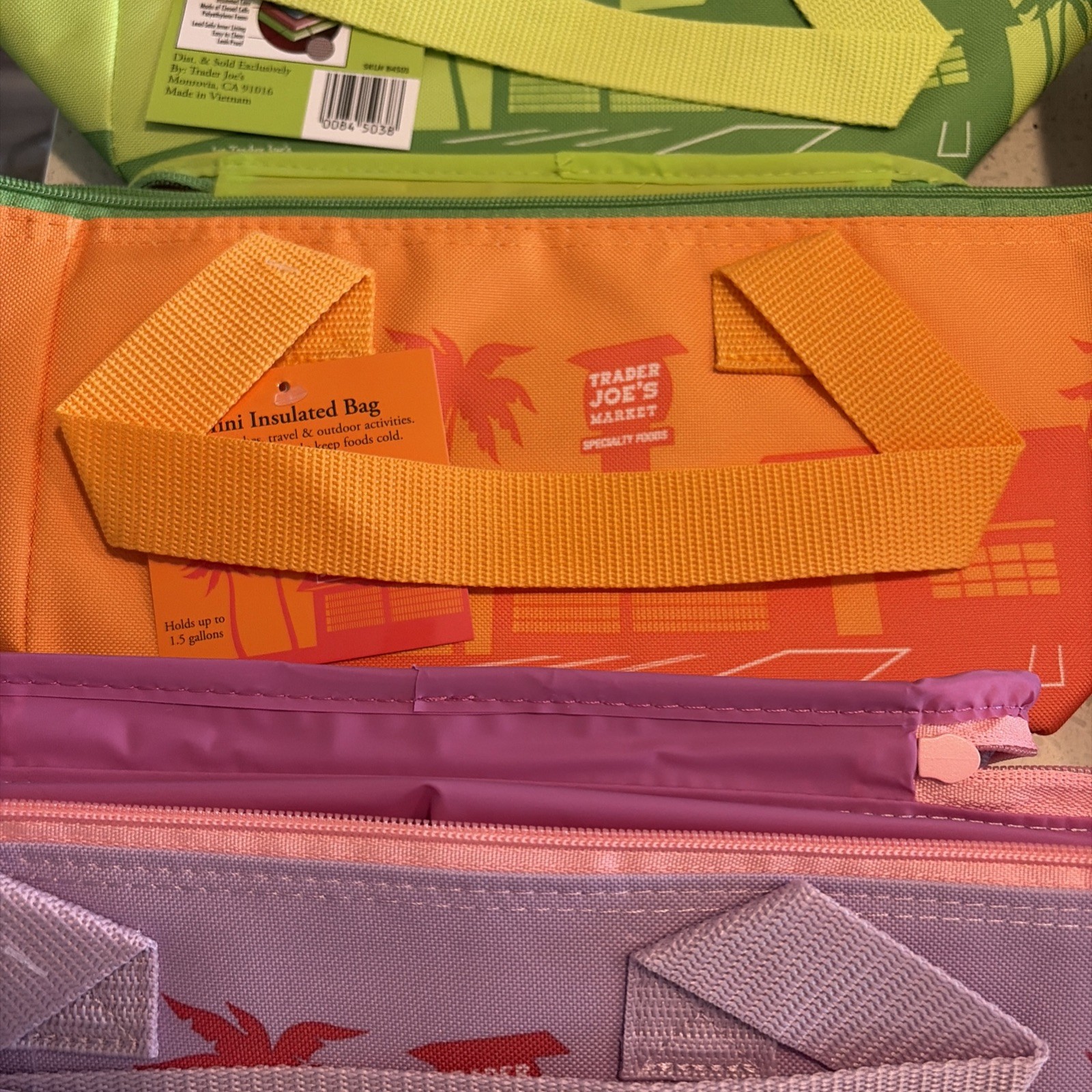 Trader Joe’s Bags Lot of 10 Bags Insulated Minis and Tote Bags