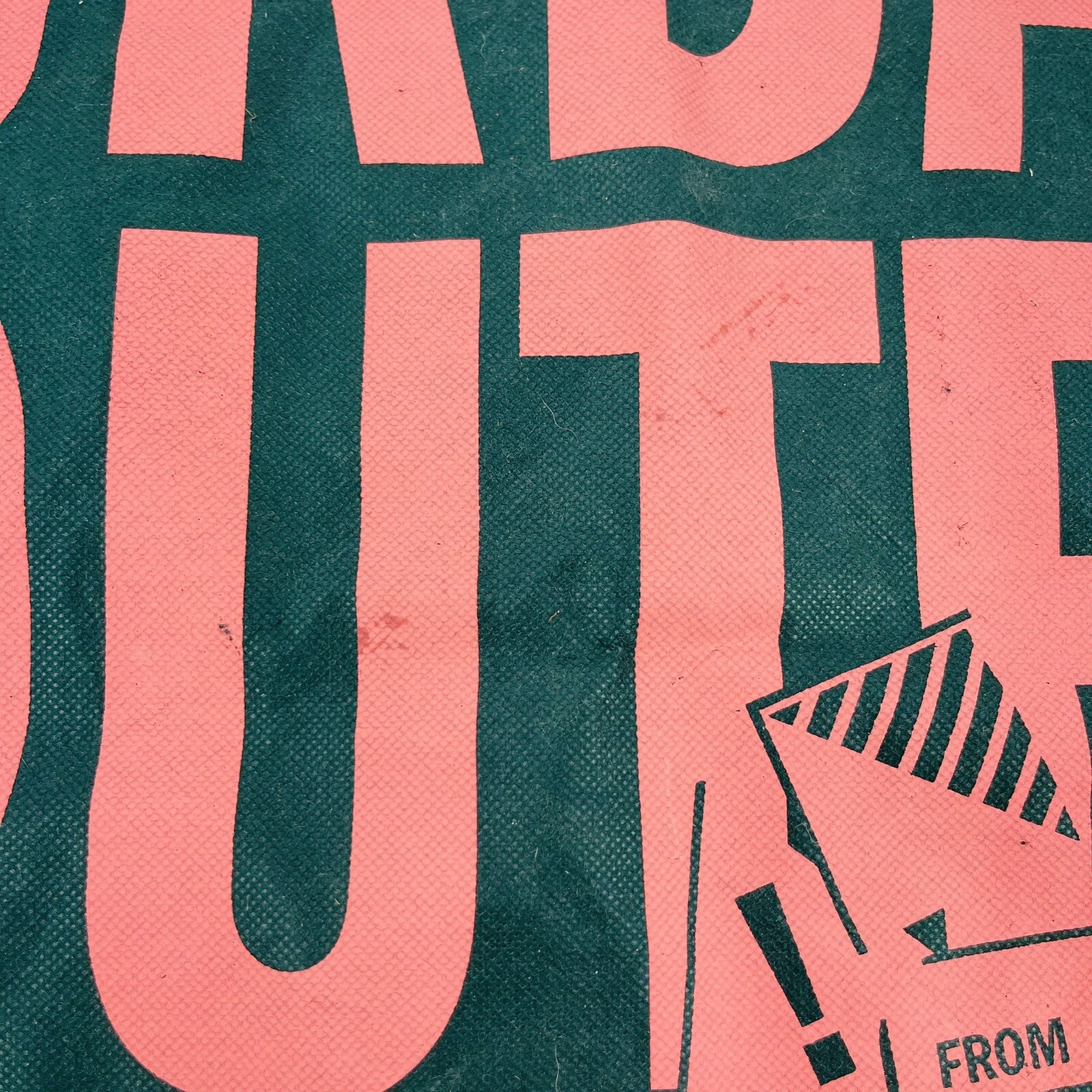 Urban Outfitters Reusable Fabric Shopping Tote Bag Recyable Green 18″ x 15″