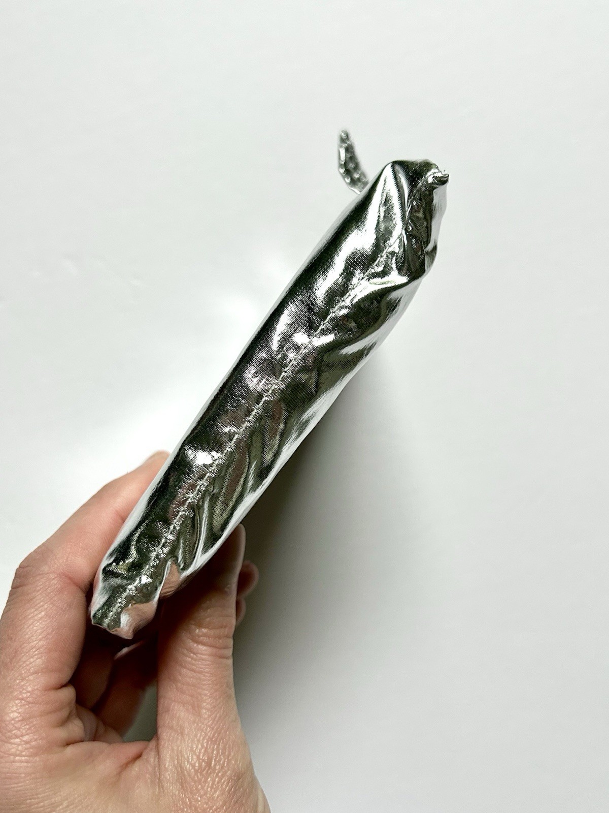 NEW! Baggu STANDARD BAG in “Metallic Silver” — Recycled Nylon SOLD OUT + RARE!!!