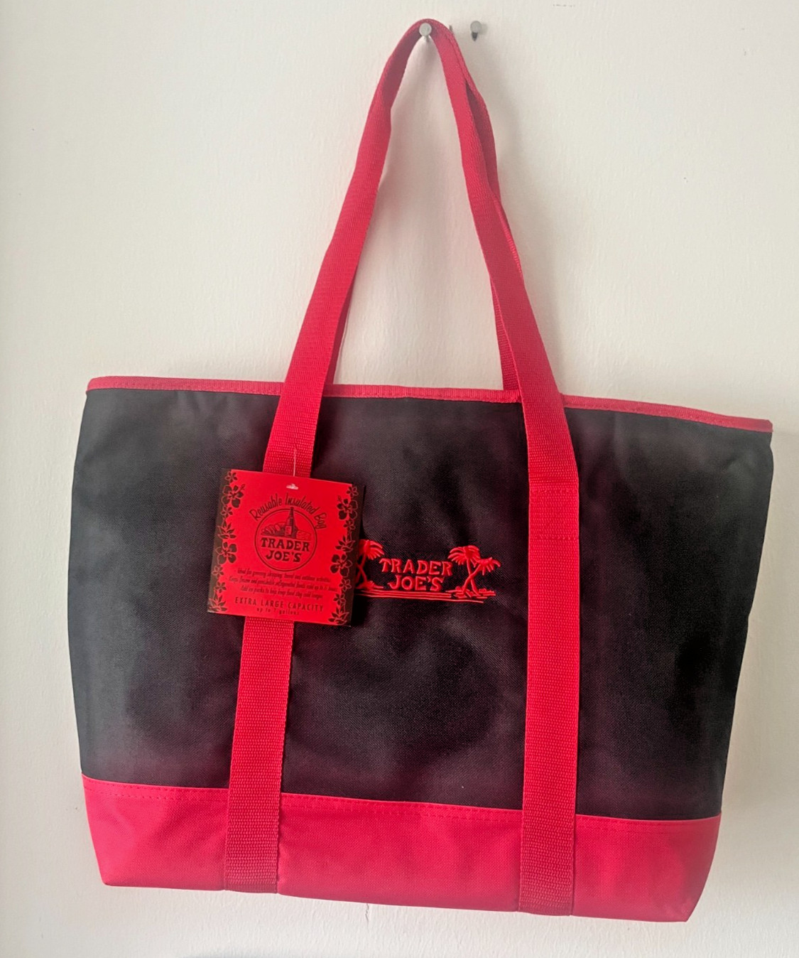 Trader Joes XL Red And Black Insulated Cooler Reusable Tote Grocery Shopping Bag